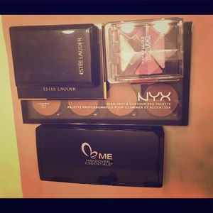 Assorted eyeshadow palettes